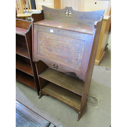 845 - ARTS AND CRAFTS OAK STUDENTS BUREAU