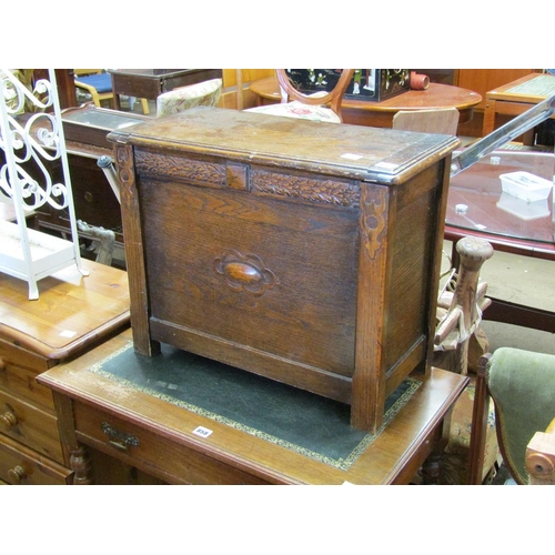 857 - SMALL OAK CHEST