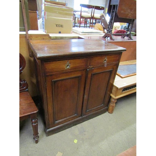 899 - 19c MAHOGANY CUPBOARD