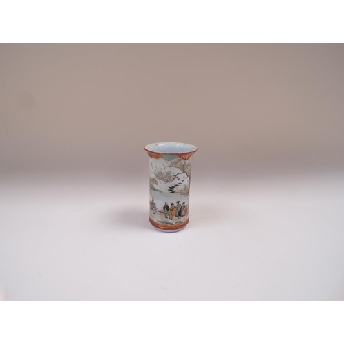 1746 - JAPANESE PORCELAIN VASE, 12CM H