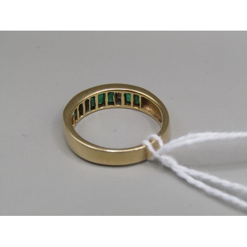 1554 - 18ct GOLD DIAMOND AND GREEN STONE RING SIZE N