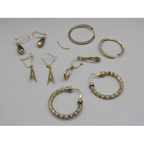 1562 - BOX OF 9ct AND OTHER EARRINGS