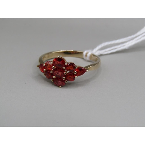 1584 - 9ct GOLD RED STONE SET RING SIZE S