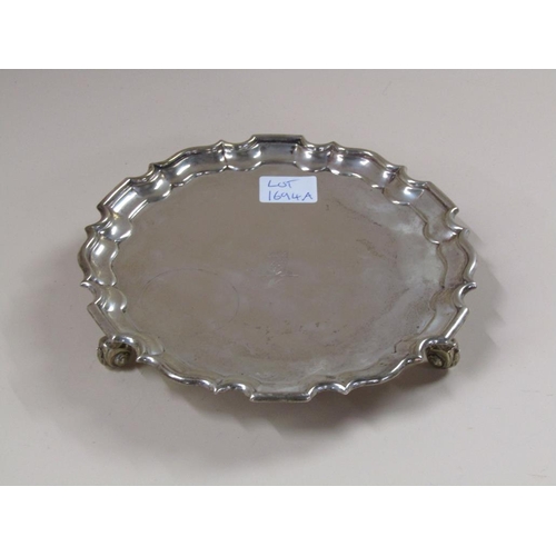 1694A - SILVER CARD TRAY, THOMAS BRADBURY & SONS LONDON 1905 14.2ozt