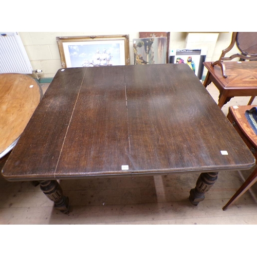 1934 - VICTORIAN OAK EXTENDING DINING TABLE 128cms