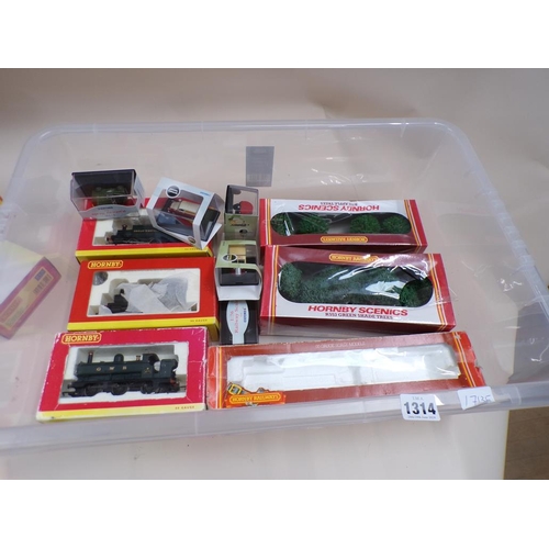 1314 - BOXED DIECAST VEHICLES, OO GAUGE CARRIAGES AND ENGINES