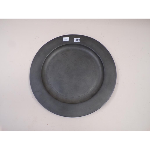 1369 - ANTIQUE PEWTER CIRCULAR PLATTER, 40CM DIAM