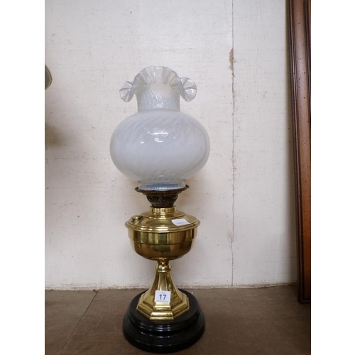 17 - VICTORIAN OIL LAMP WITH OPALESCENT GLASS SAHDE