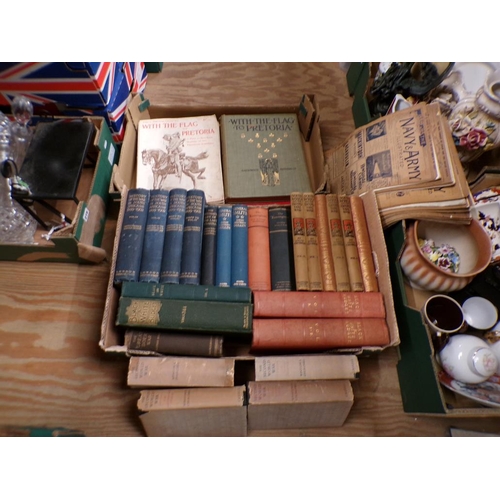 215 - QTY OF BOOKS, MAGAZINES ETC TO INCL WINSTON CHURCHILL