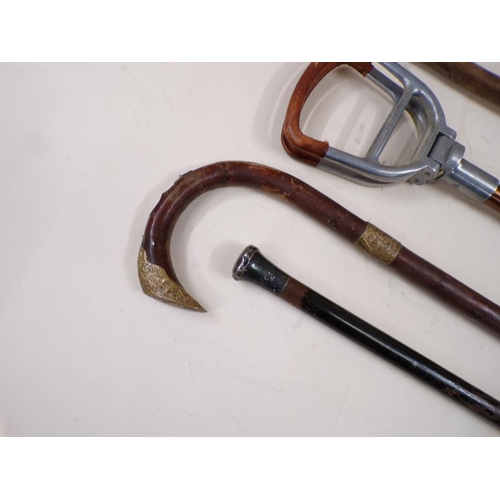 1400A - WALKING STICKS, CANES AND SHOOTING STICK