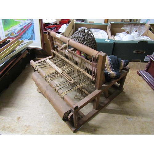 536 - WOODEN WEAVING LOOM