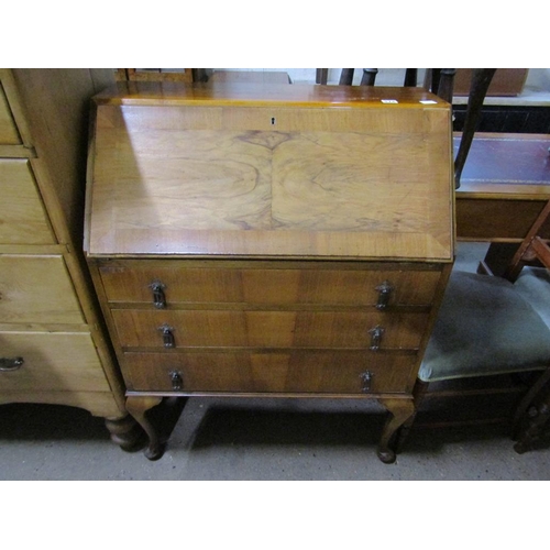 574 - WALNUT BUREAU