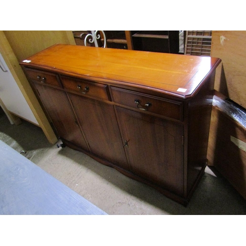 629 - MODERN SIDEBOARD