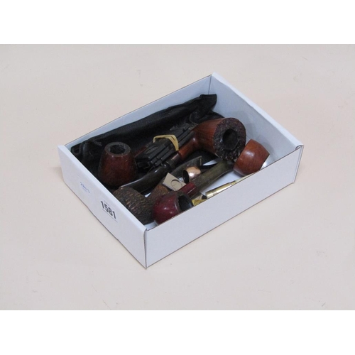 1581 - BOX OF PIPES AND CIGAR CUTTERS ETC