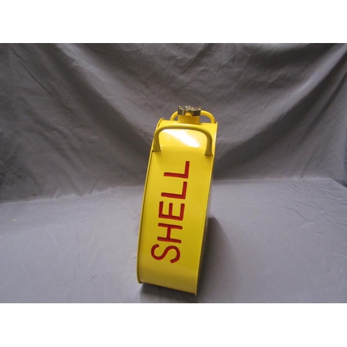 40 - REPLICA SHELL PETROL CAN