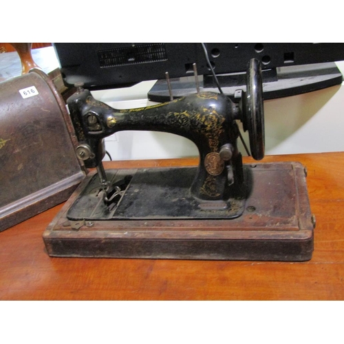 616 - SINGER SEWING MACHINE