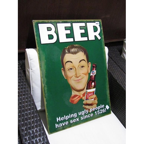 667 - BEER SIGN