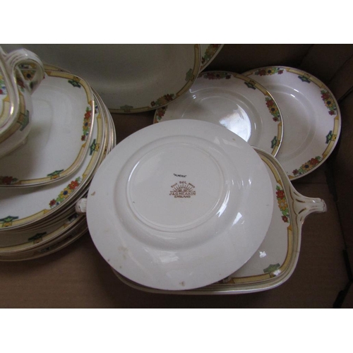 211 - J & G MEAKIN DINNER SERVICE