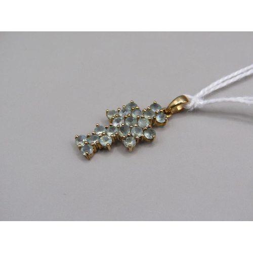 1453 - GOLD AQUAMARINE SET CROSS