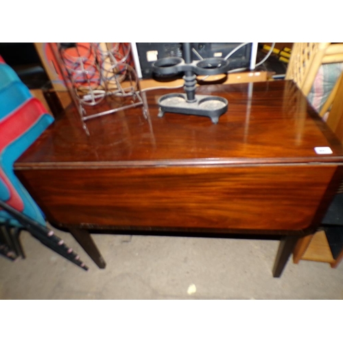 801 - MAHOGANY DROP LEAF TABLE