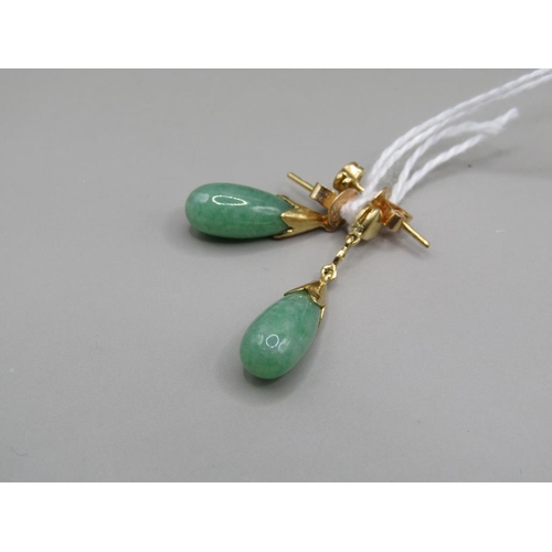 1424 - PAIR OF 18ct GOLD JADEITE DROP EARRINGS