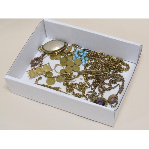 1369 - BOX OF GILT METAL AND OTHER JEWELLERY TO INC. BRACELETS, BROOCHES, NECKLACES ETC.