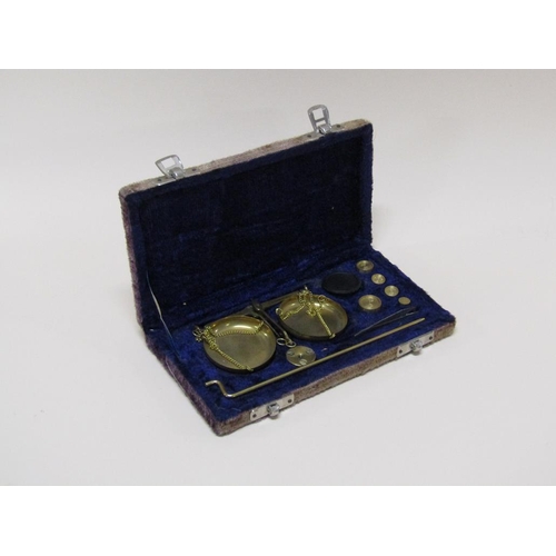 1375 - BOXED SET OF BRASS BALANCE SCALES