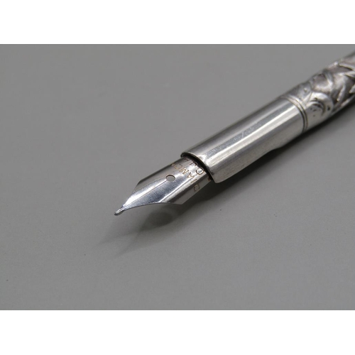 1341 - ORIENTAL SILVER PEN