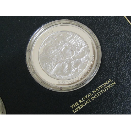 1512 - COLLECTION OF SILVER COMMEMORATIVE COINS, THE MOUNTBATTEN MEDALLIC HISTORY OF GREAT BRITAIN AND THE ... 