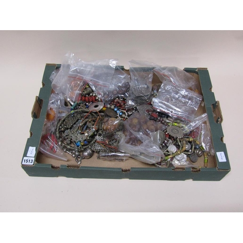 1513 - LARGE TRAY OF MIXED AFRICAN STYLE JEWELLERY TO INC. BEAD AND OTHER NECKLACES