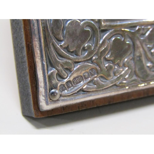 1522 - SILVER FOLIATE DECORATED WOODEN BACK PHOTO FRAME