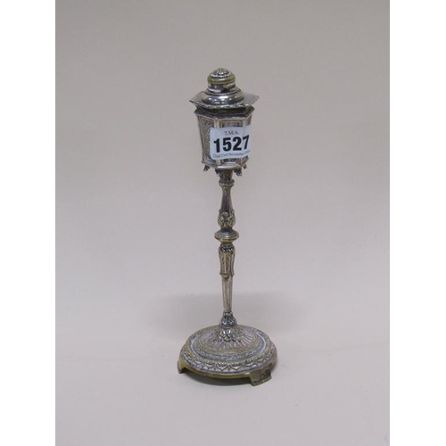 1527 - SILVER PLATED NOVELTY TABLE LIGHTER IN THE FORM OF A VICTORIAN STREET LAMP