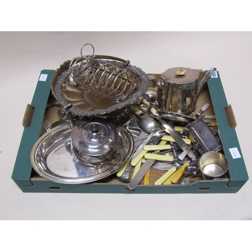 1572 - BOX OF MIXED SILVER PLATE TO INC. BASKET, TEAWARES, CUTLERY ETC