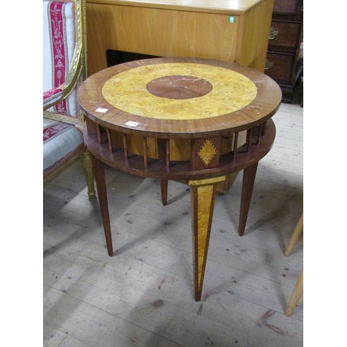 1726 - MAHOGANY AND MAPLE WOOD VENEERED CIRCULAR DRUM TYPE TABLE ON STRAIGHT SQUARE TAPERING LEGS - TABLE T... 