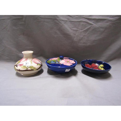 32 - THREE MOORCROFT ITEMS - A/F