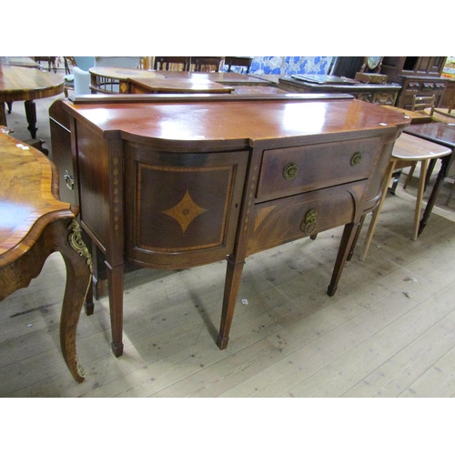 2039 - LATE GEORGIAN MAHOGANY SIDEBOARD FITTED TWO CENTRAL DRAWERS FLANKED BY SIDE CUPBOARDS 165 x 97 cms