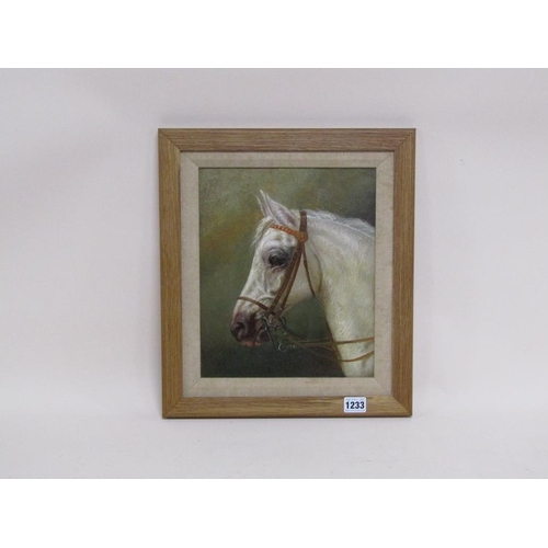 1233 - SIGNED IN MONO A.L - PORTRAIT OF A HORSE, OIL ON BOARD, FRAMED, 30CM X 25CM