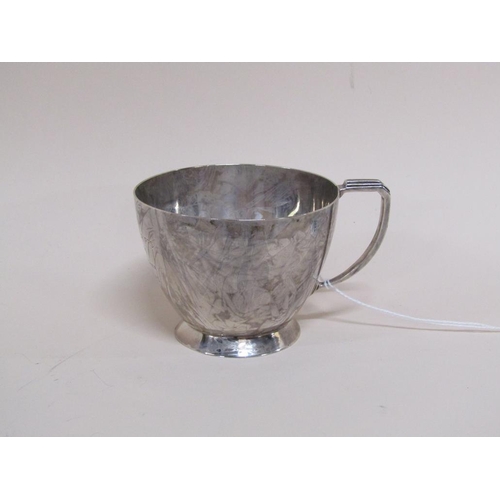 1693 - PRESENTATION SILVER CHRISTENING MUG DEAKIN AND FRANCIS BIRMINGHAM 1920 4.2ozt