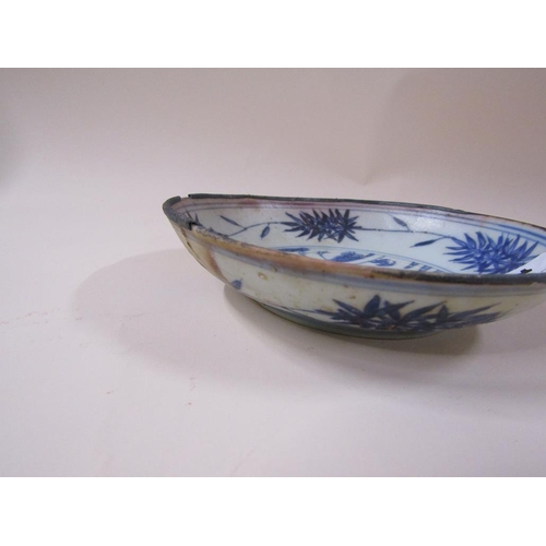 1908 - CHINESE MING DYNASTY SAUCER, MARK TO BASE, 14CM DIAM