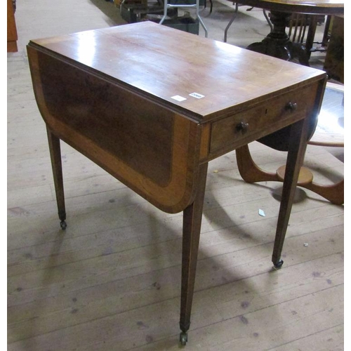 2066 - EARLY 19C MAHOGANY PEMBROKE TABLE FITTED ONE END DRAWER, 76CM W