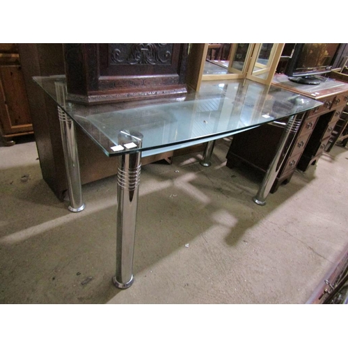 562 - GLASS TOP TABLE