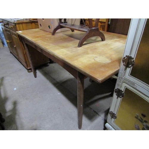 581 - TEAK EXTENDING DINING TABLE