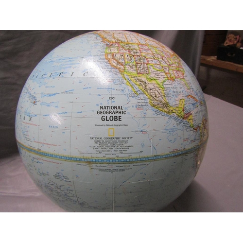 37 - WORLD GLOBE