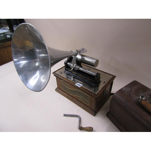 1243 - EARLY 20C GRAPHOPHONE