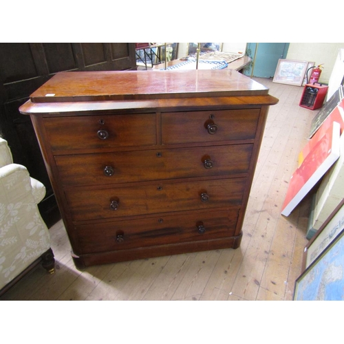 1676 - 19C FIGURED MAHOGANY CHEST OF TWO SHORT AND THREE LONG DRAWERS, 112CM W