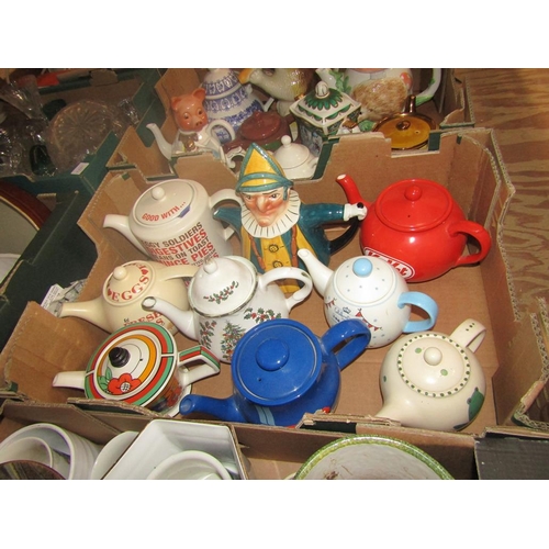 266 - BOX OF NOVELTY AND OTHER TEAPOTS