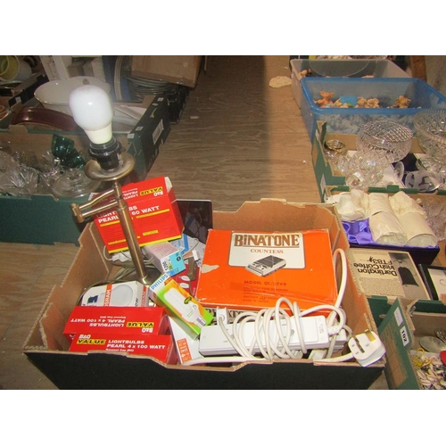 270 - BOX TO INCL LIGHT BULBS, EXTENSION LEADS ETC