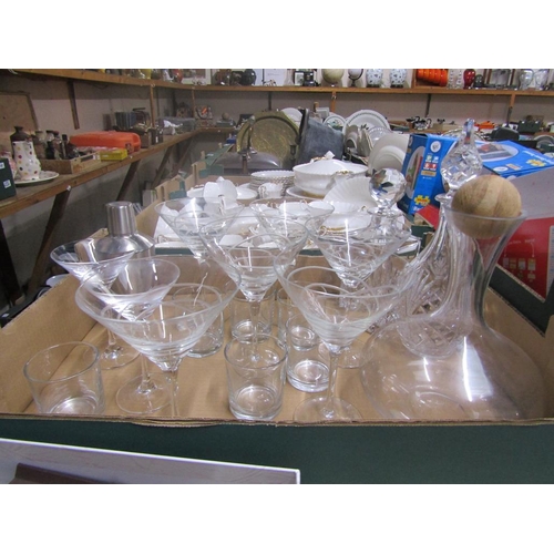 300 - BOX OF GLASSWARE TO INCL COCKTAIL GLASSES, CRYSTAL DECANTERS