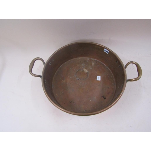 1429 - 19C COPPER TWO HANDLED PAN, 55CM W