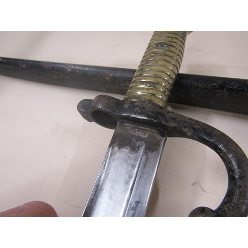 1443 - TWO 19C BAYONETS, BOTH WITH METAL SHEATHS, 70CM & 66CM L